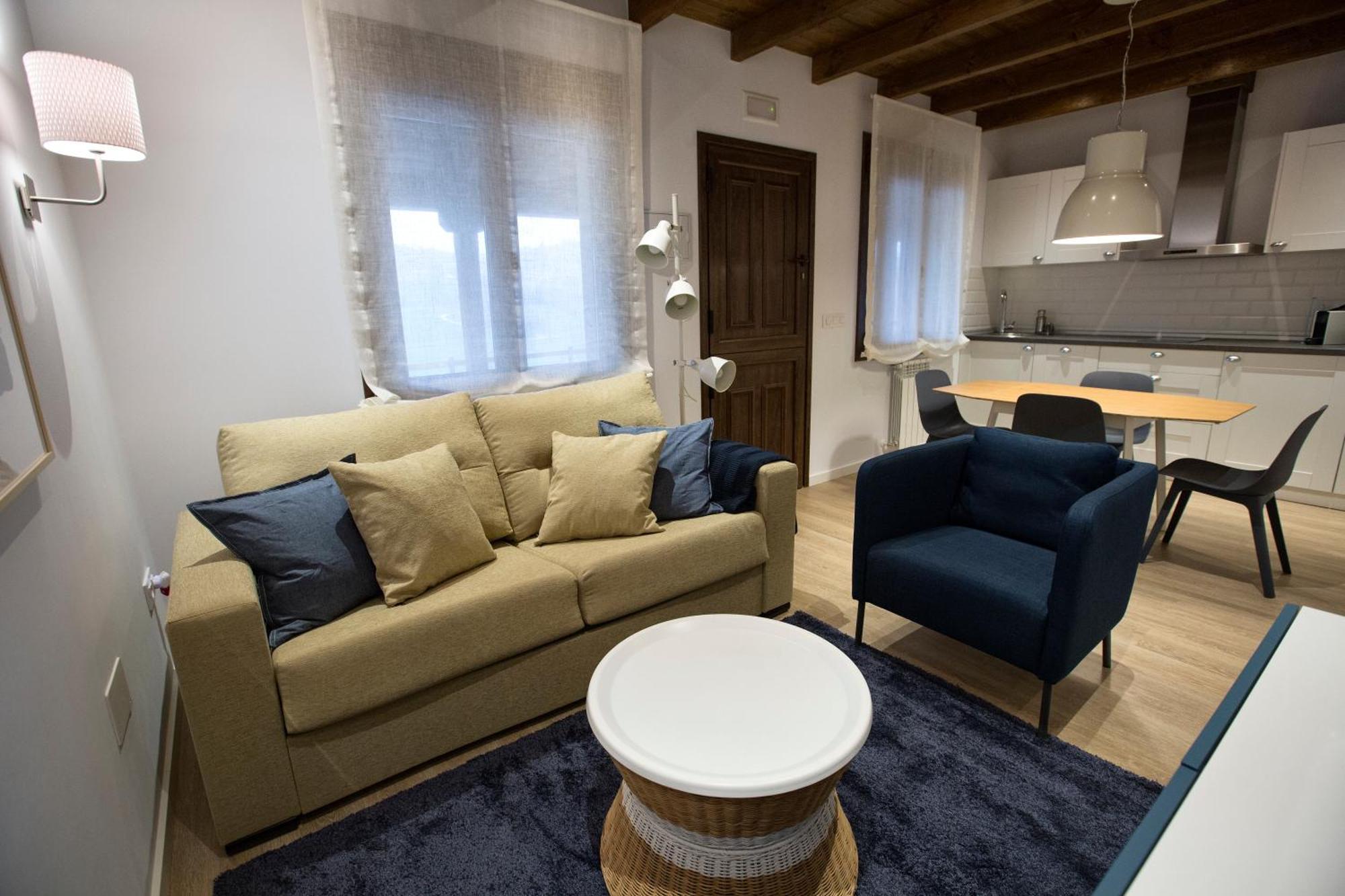 Fuente El Gueeyu Apartment Cangas de Onis Bagian luar foto