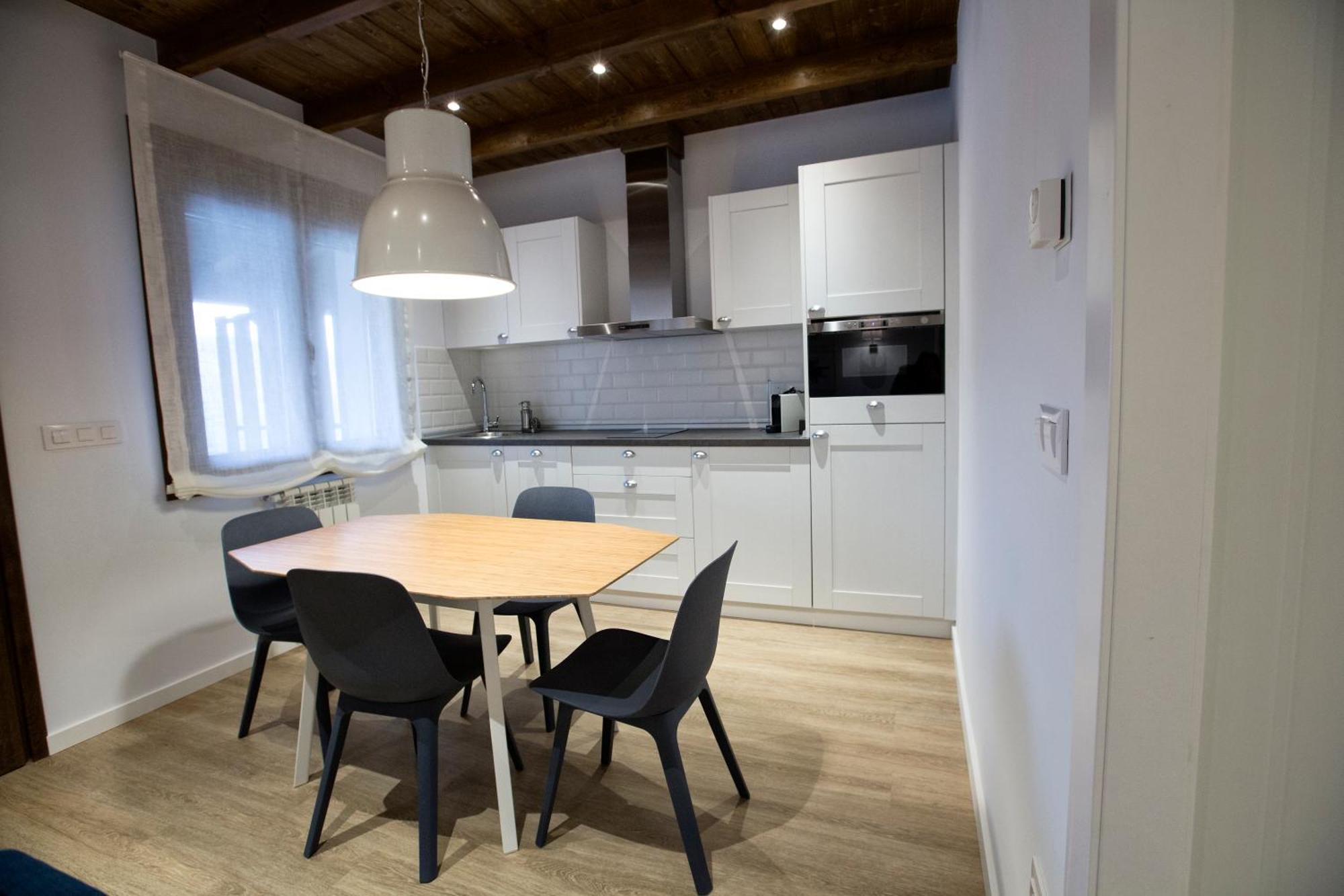 Fuente El Gueeyu Apartment Cangas de Onis Bagian luar foto