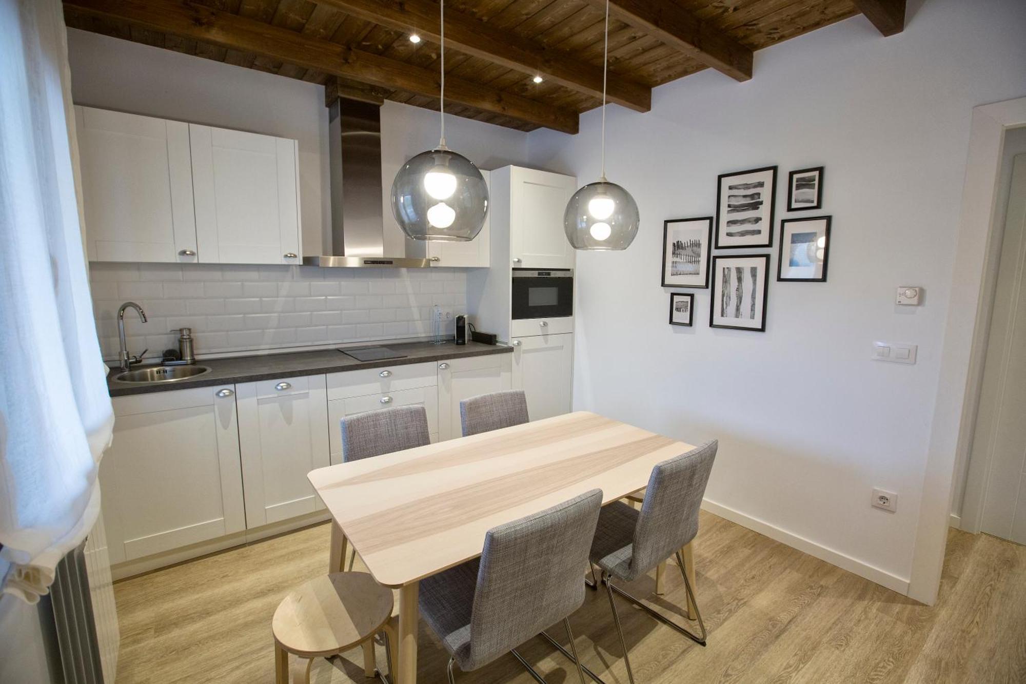 Fuente El Gueeyu Apartment Cangas de Onis Bagian luar foto