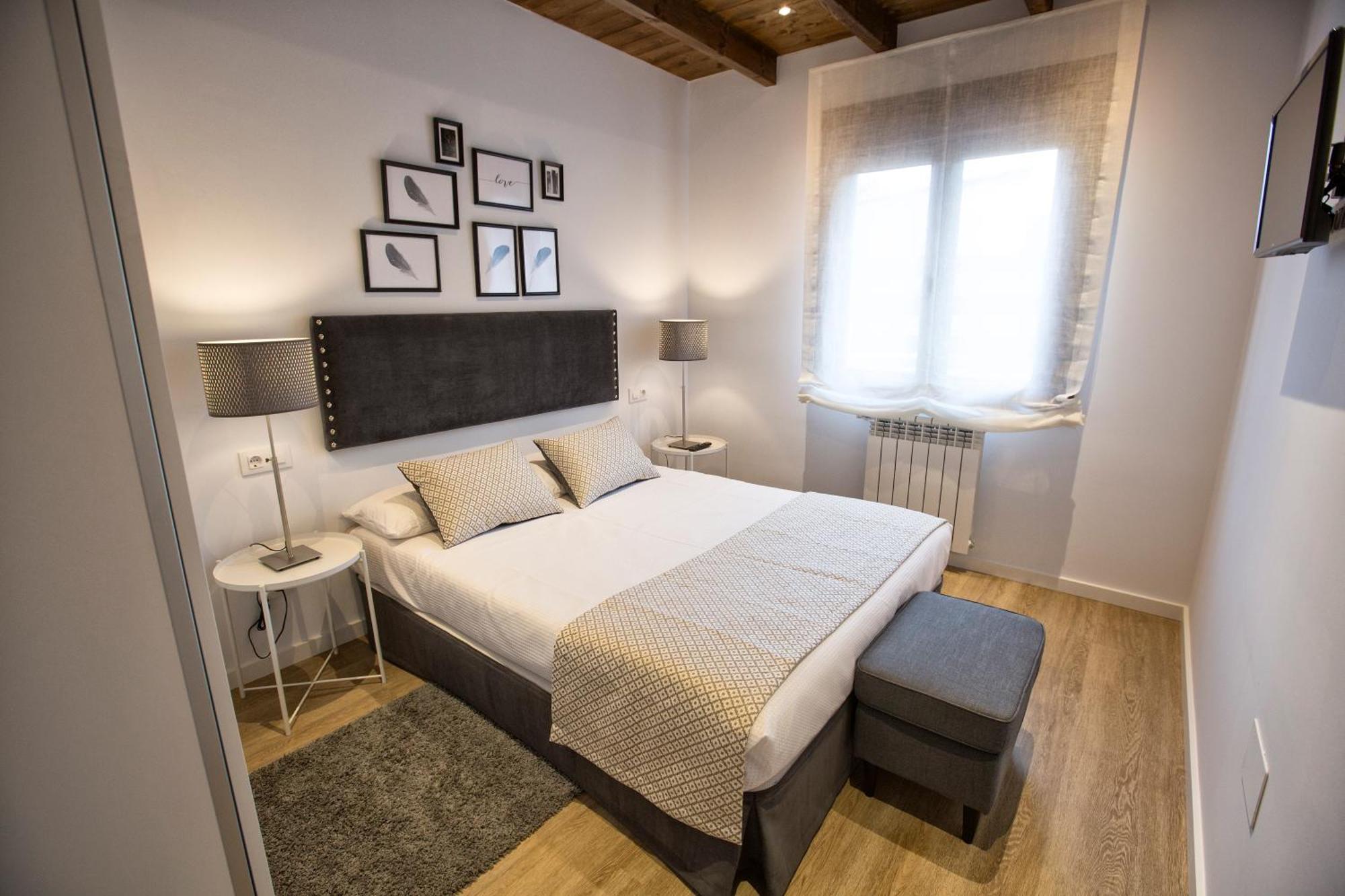 Fuente El Gueeyu Apartment Cangas de Onis Bagian luar foto