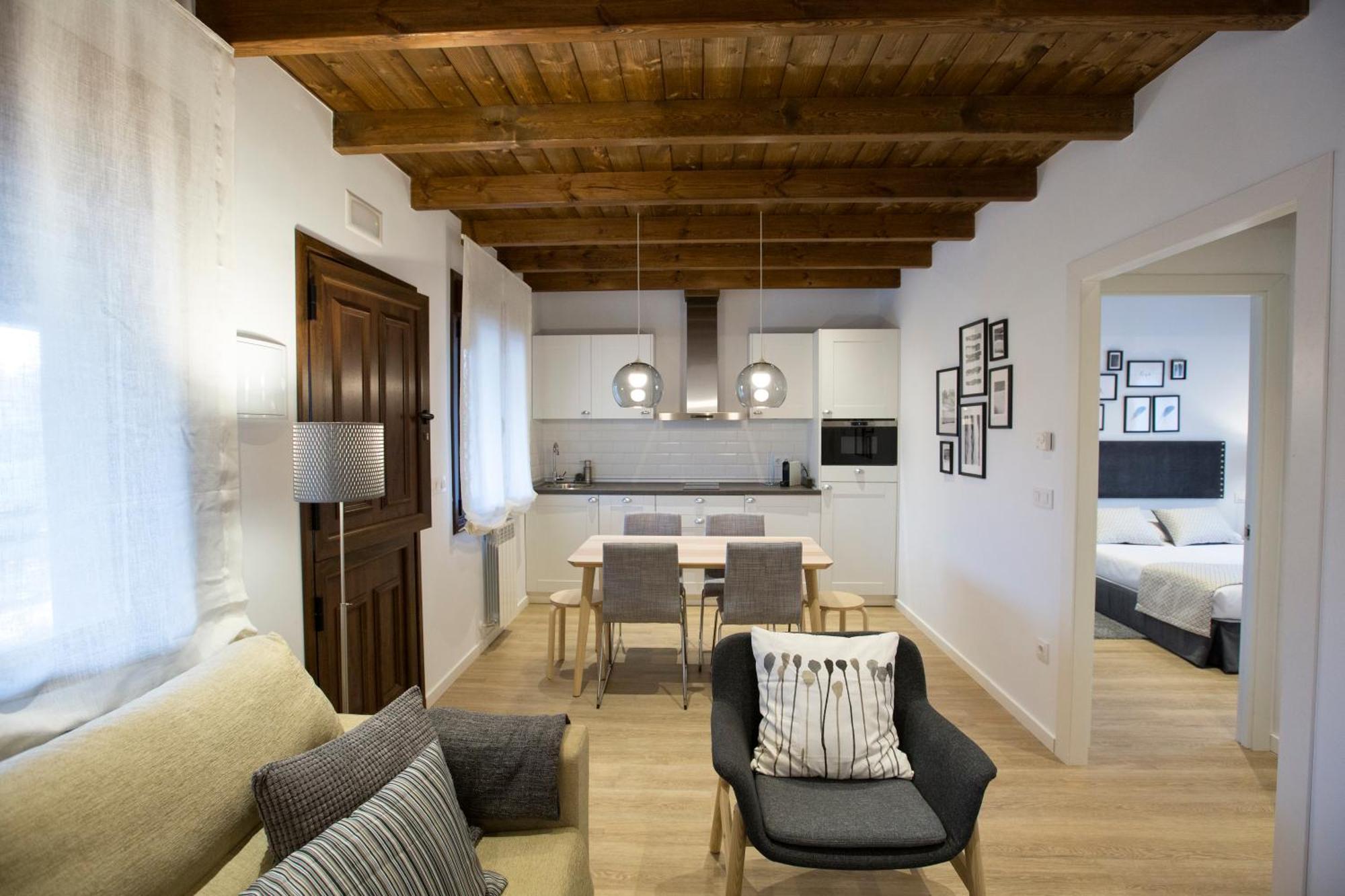 Fuente El Gueeyu Apartment Cangas de Onis Bagian luar foto