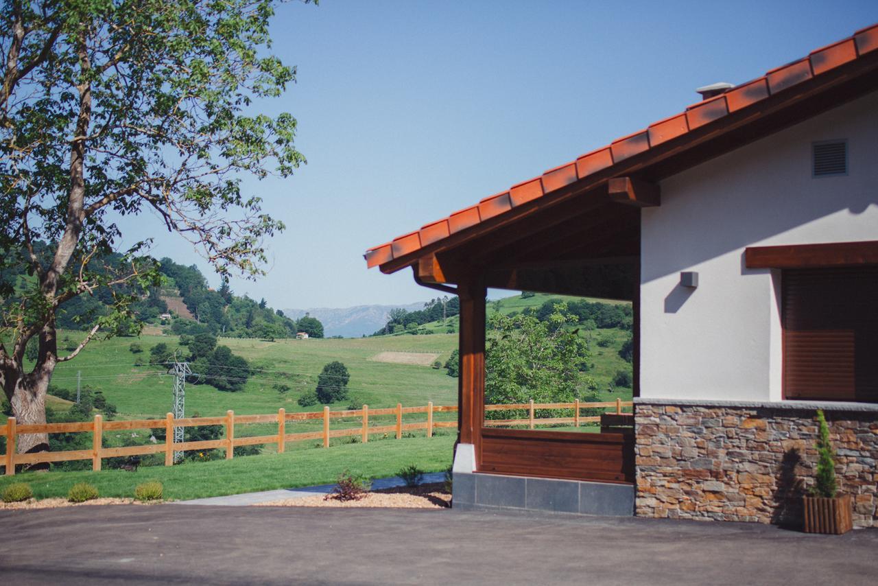 Fuente El Gueeyu Apartment Cangas de Onis Bagian luar foto
